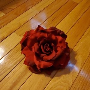 White House Black Market rose clip/pin